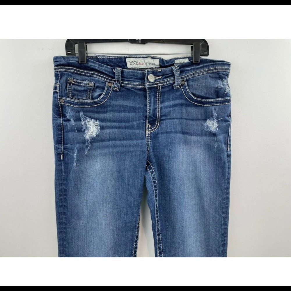 Buckle jeans